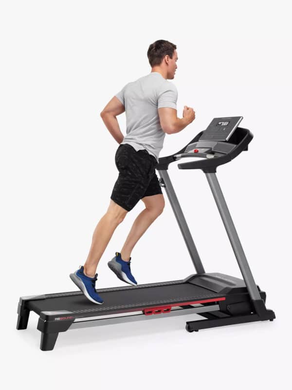 ProForm 305 CST Treadmill man running