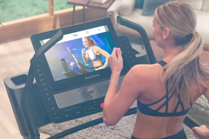 Nordictrack Commercial X22i Incline Trainer Treadmill screen