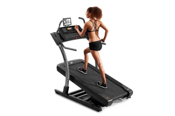 Nordictrack Commercial X9i Incline Trainer Treadmill woman running